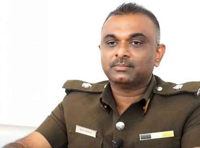 ප්‍රමාද වීමට කාලයක් නෑ: ‘වහාම දැඩි සංචරණ සීමා ඕනෑ‘