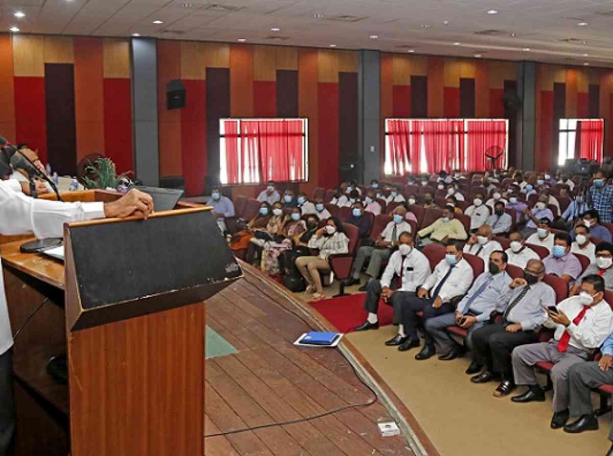 විදේශ රැකියා ඇණවුම් අනුමත කිරීම පැය දෙකෙන්