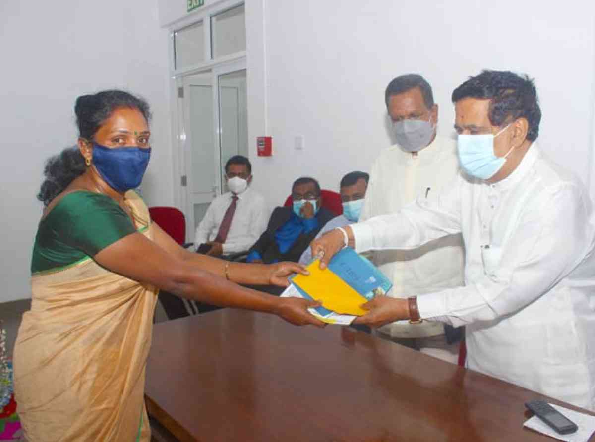 පොරොන්දු වූ පරිදි ගෘහස්ථ ශ්රමිකයන් සඳහා කම්කරු නීති සකස් කරන්නැයි ප්රොටෙක්ට් සංගමය කම්කරු අමාත්යවරයාගෙන් ඉල්ලයි !