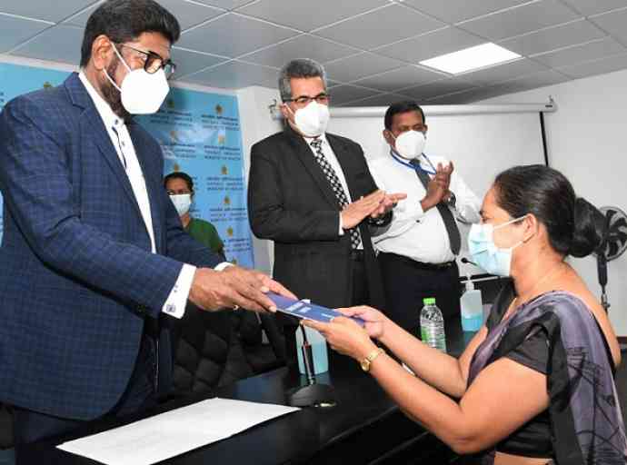 ශ්‍රී ලංකා හෙද සභාවේ නිලධාරින්ට පත්වීම් ලිපි ප්‍රදානය කෙරේ