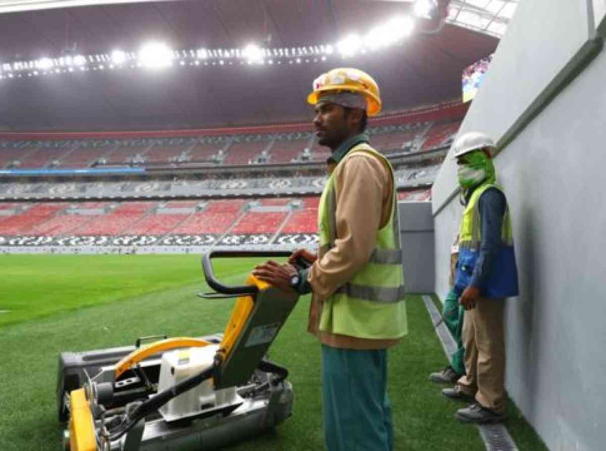 2022 පාපන්දු ලෝක කුසලානය: කටාර් රාජ්යය විදේශීය ශ්රමිකයන්ට සලකා ඇත්තේ කෙසේ ද?