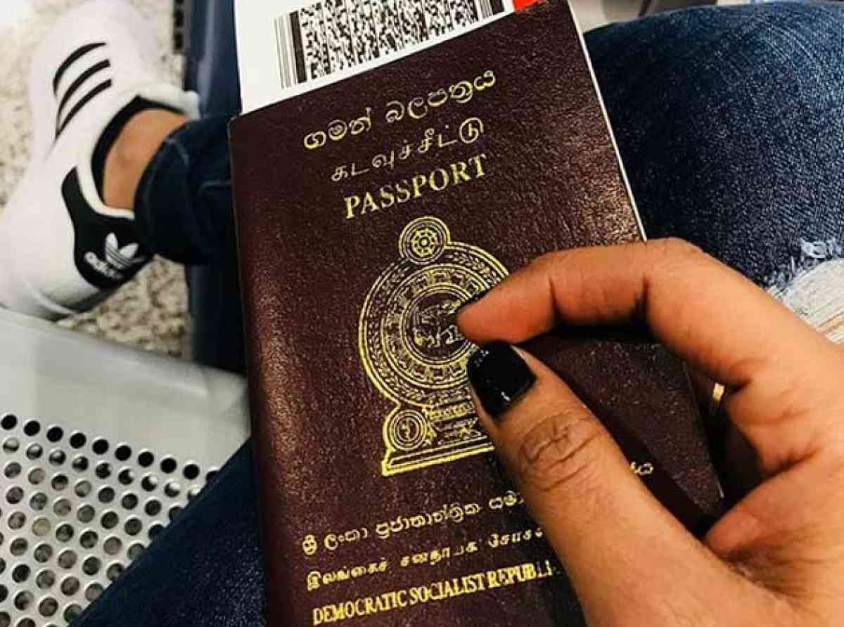 නිවසේ ඉඳගෙනම පාස්පෝර්ට් හදාගන්න පහසු ක්රමයක් හඳුන්වා දෙයි