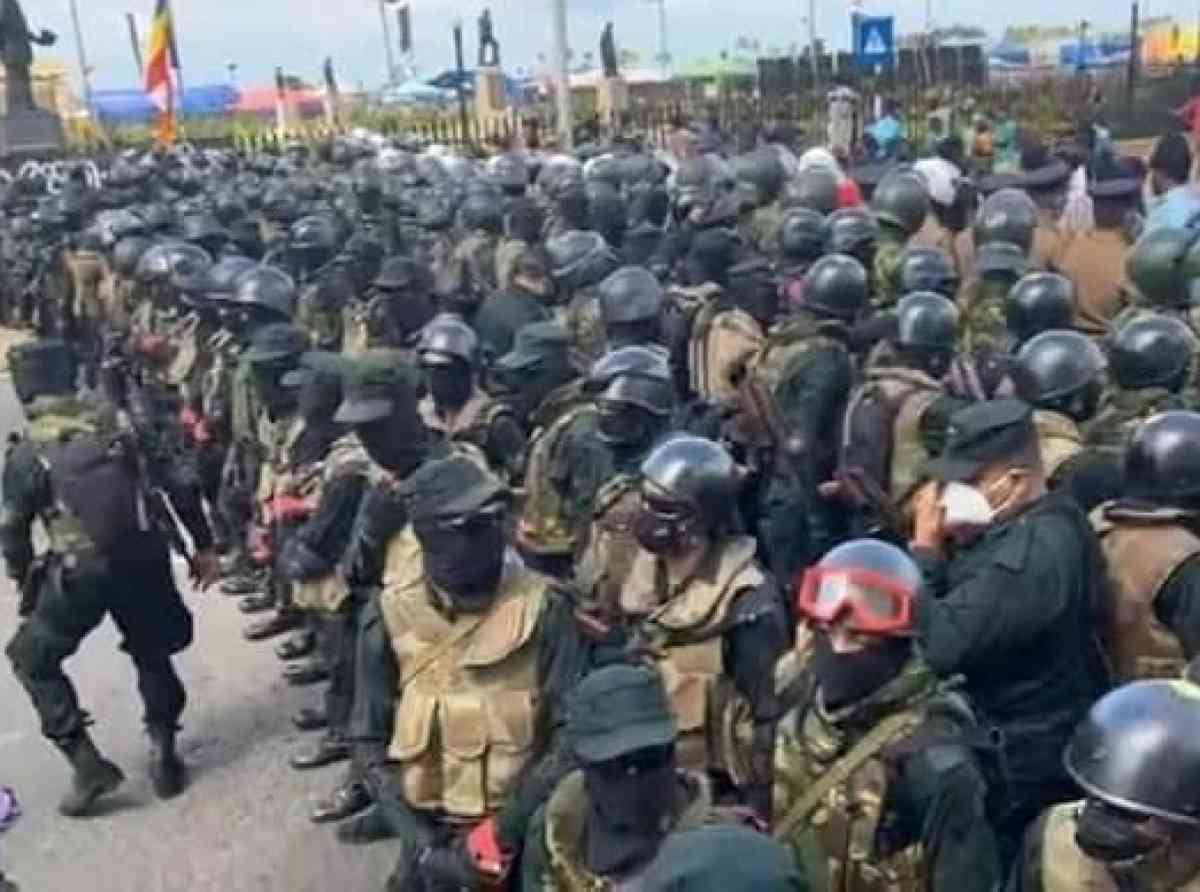 මාධ්ය වාර්තා කිරීම් ත්රස්තවාදී ක්රියා වන නව ත්රස්ත විරෝධී පනත ගමන් බිමන් සීමා කිරීමේ හා ඇඳිරි නීතිය පැනවීමේ බලය ජනාධිපතිවරයාට