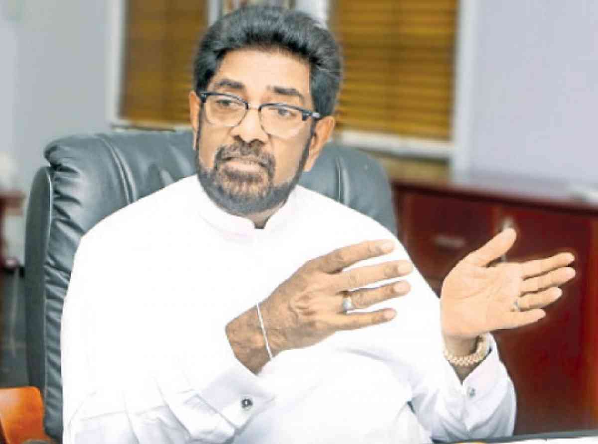 බාල ඖෂධ ගෙන්වා ඇතැයි කියමින් නිදහස් සෞඛ්ය බාල්දු කරන සමහරුන් සංවිධානාත්මකව මේ ක්රියාත්මක කරන්නේ කුමන්ත්රණයක් ? - සෞඛ්ය ඇමති ආචාර්ය කෙහෙලිය රඹුක්වැල්ල