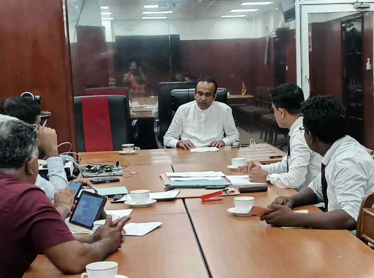 දූෂණය වංචාව සහ අක්රමිකතා වලින් තොර සෞඛ්ය සේවයක් සඳහා ද තමන් කැපවෙන බව වෛද්ය රමේෂ් පතිරණ කියයි