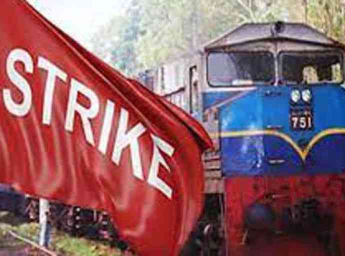 අද රත්‍රියේ සිට දුම්රිය වර්ජනයක්