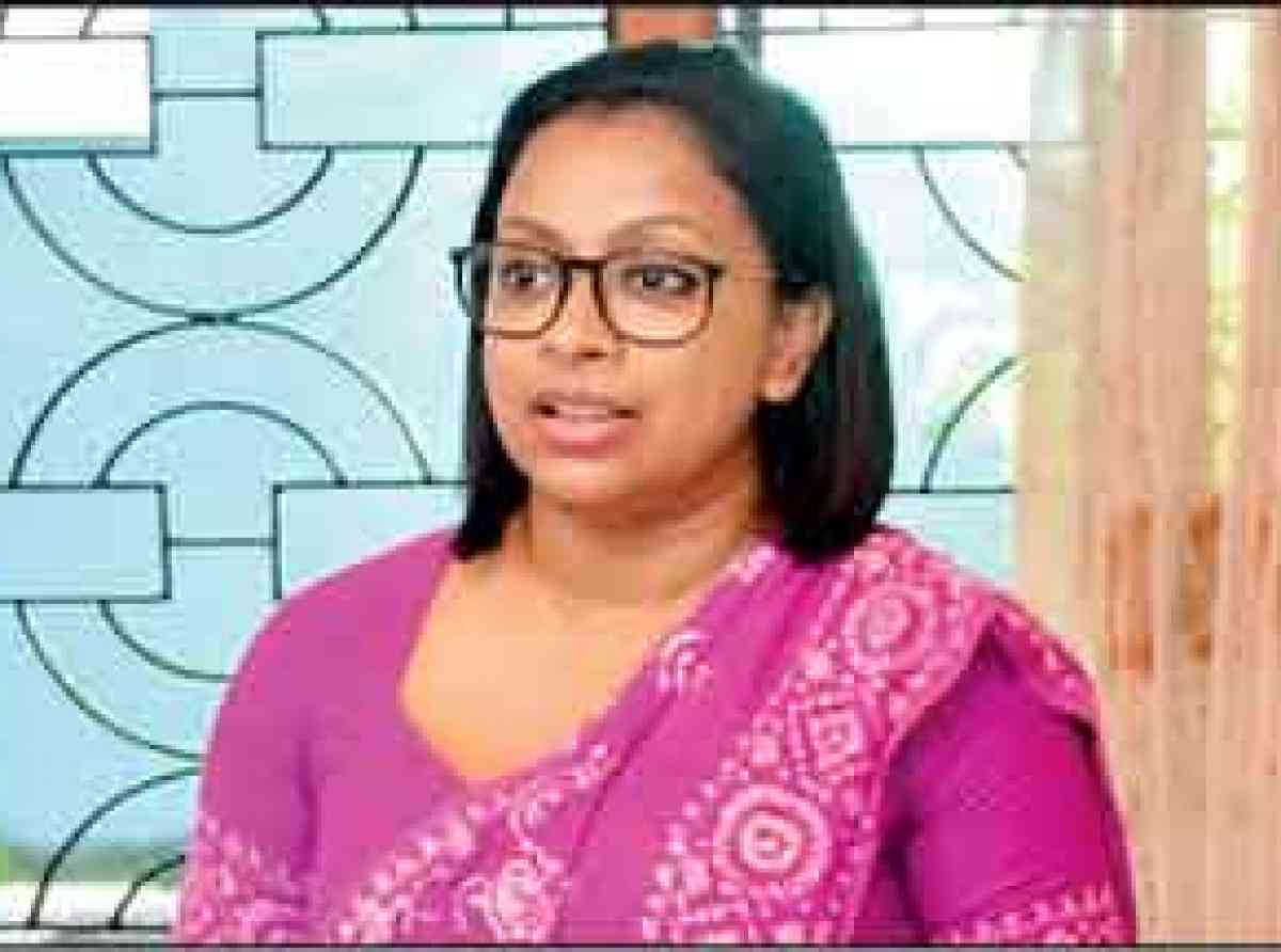 ජනමාධ්‍ය නියෝජ්‍ය අමාත්‍යවරිය සිය ධූරයේ රාජකාරී ආරම්භ කරයි