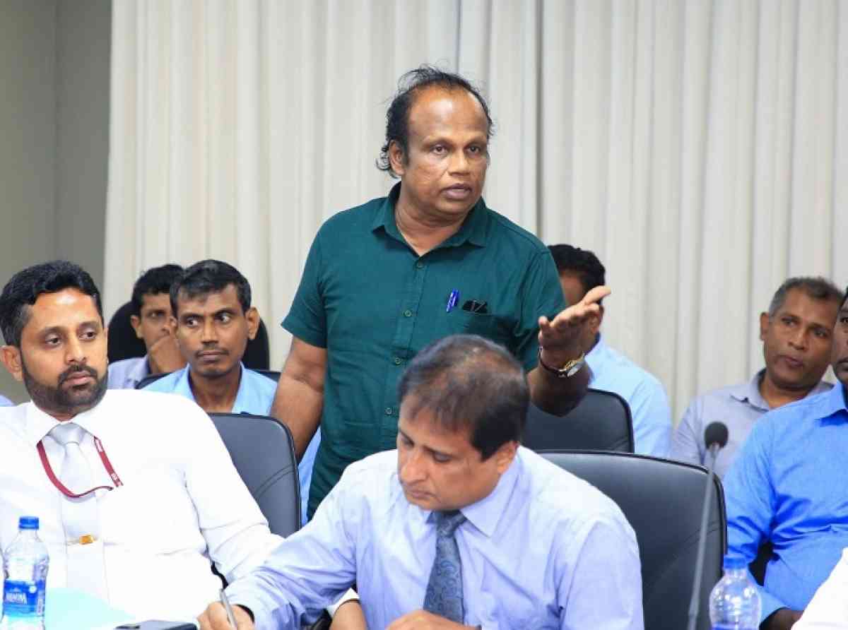 විදුලිබල මණ්ඩල වෘත්තීය සමිති බලශක්ති අමාත්‍යවරයා සමග ඵලදායි සාකච්ඡාවක