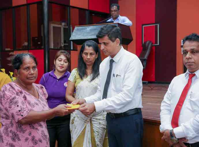 migrant-compensation