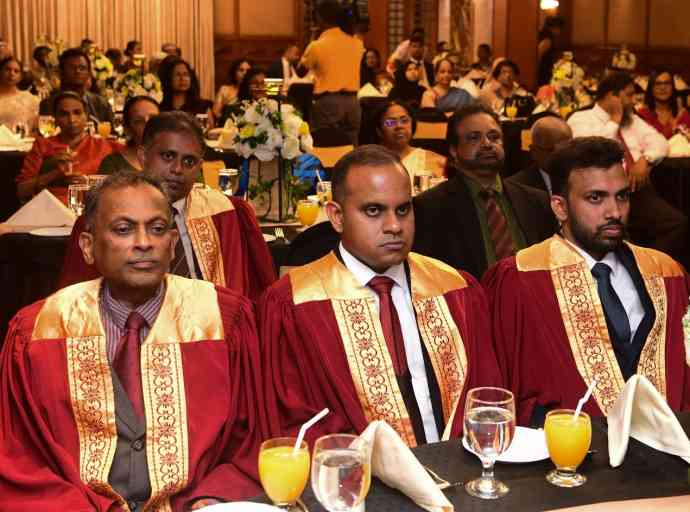 dr-ananda-ratnayake-slda