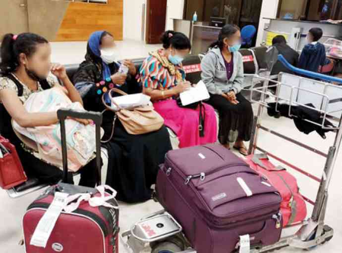 වංචනික විදේශ රැකියා නියෝජිත ආයතන හෝ තැරැව්කරුවන් හඳුනා ගන්නා පහසු ලක්ෂණ මෙන්න