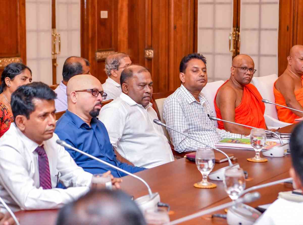 අධ්‍යාපන ප්‍රතිසංස්කරණ ගැන ගුරු වෘත්තීය සමිති හා රජය අතර එකඟතාවයක්  