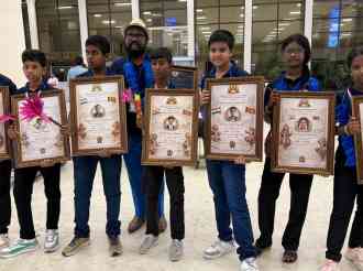 ශ්‍රී ලංකාවේ Future Leader  නාට්‍ය කණ්ඩායමට බැංගලෝරයේ හරසර