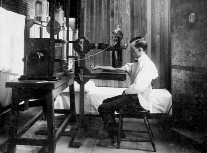 old-xray-machine