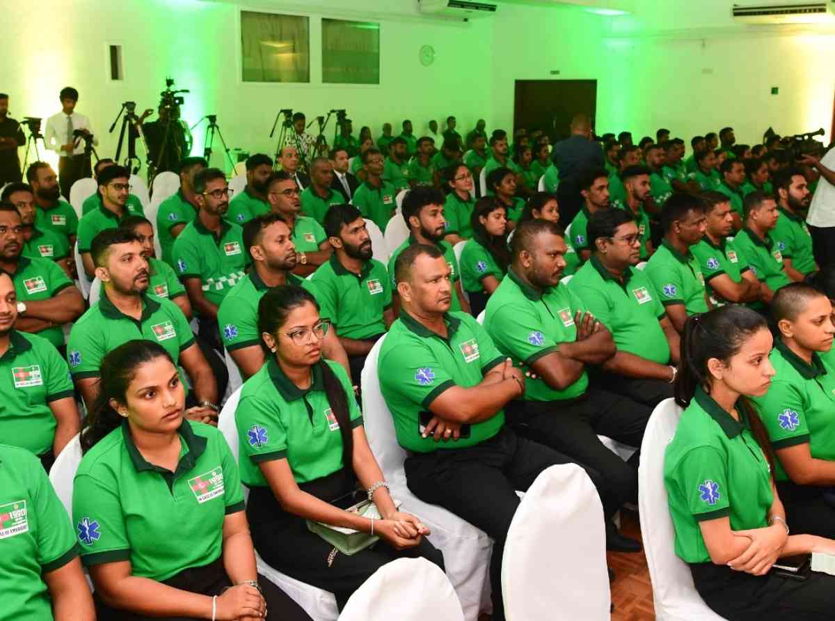 සුව සැරියට දස වසරයි
